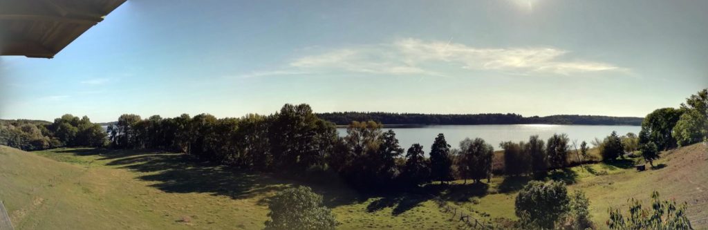 Ein Panoramabild vom Schaalsee.